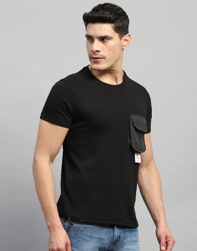 Men Black Solid Round Neck Half Sleeve T-Shirt