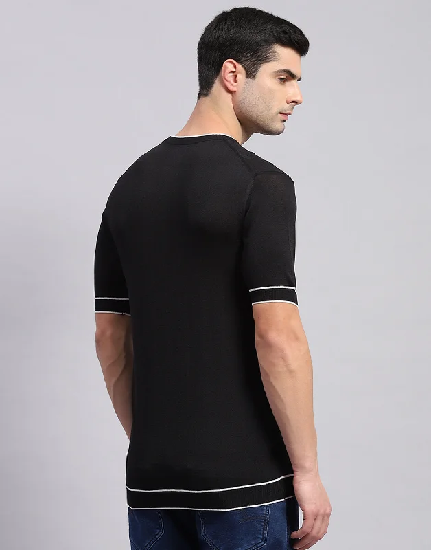 Men Black Solid Round Neck Half Sleeve T-Shirt