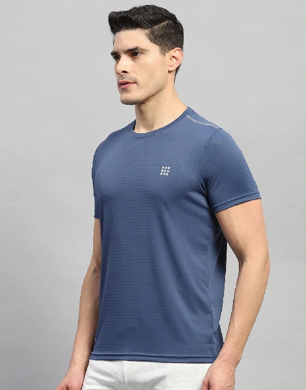 Men Blue Solid Round Neck Half Sleeve T-Shirt