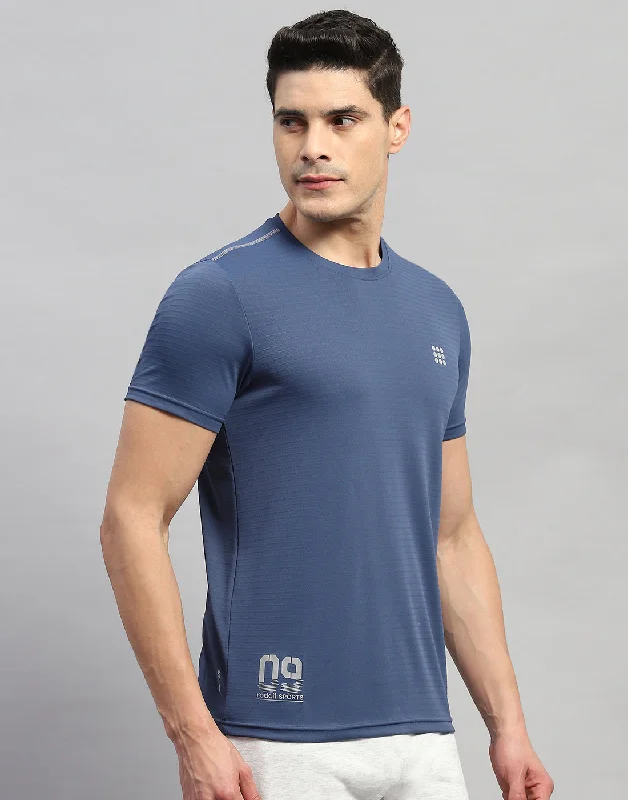 Men Blue Solid Round Neck Half Sleeve T-Shirt