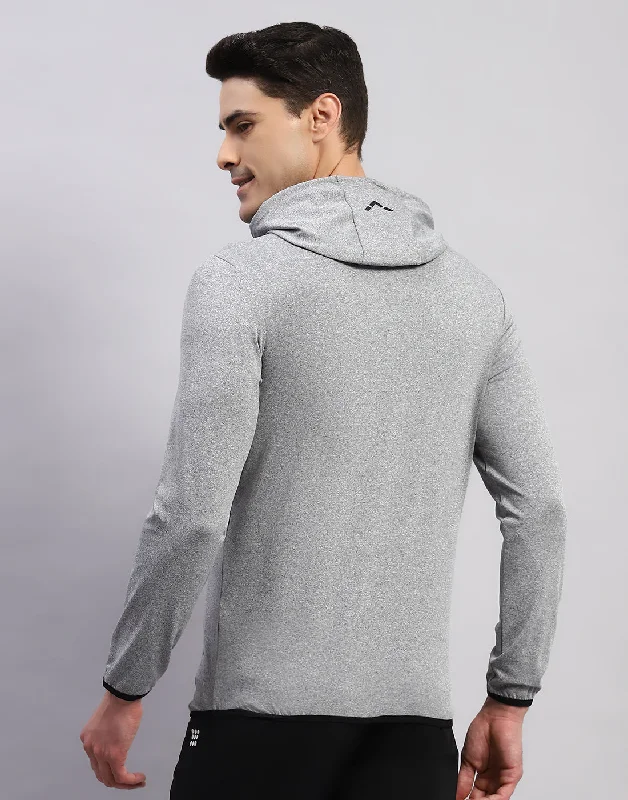 Men Grey Solid Hooded Full Sleeve T-Shirt