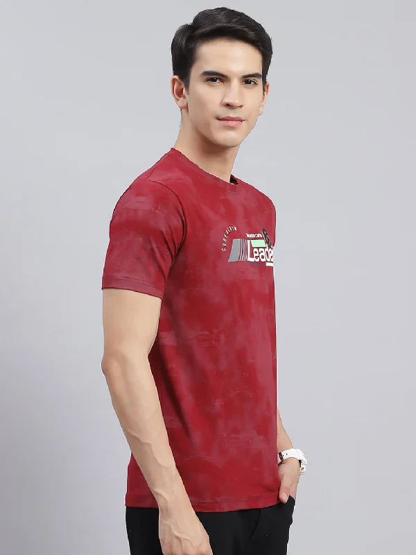 Men Maroon Printed Cotton Blend T-Shirt