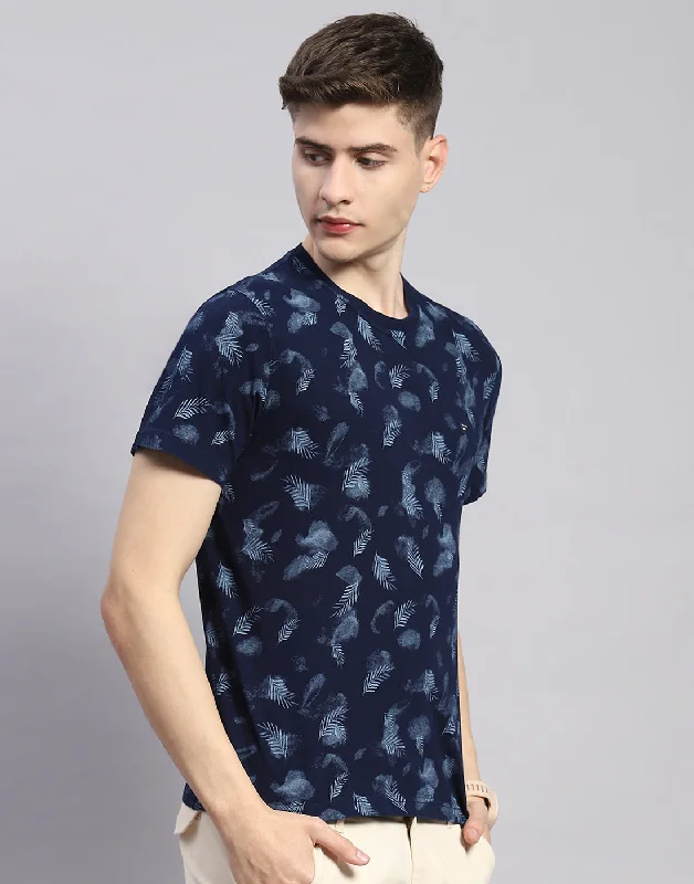 Men Navy Blue Printed Round Neck Half Sleeve T-Shirt