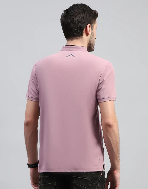 Men Purple Solid Mandarin Neck Half Sleeve T-Shirt