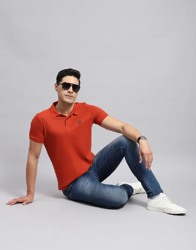 Men Rust Solid Collar Half Sleeve T-Shirt