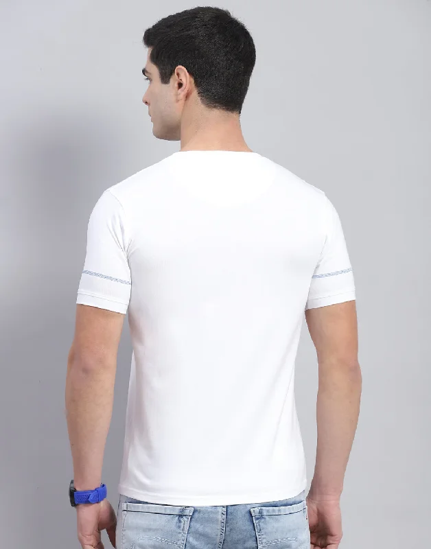 Men White Printed Round Neck Half Sleeve T-Shirt