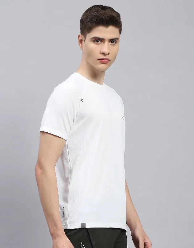 Men White Printed Round Neck Half Sleeve T-Shirt