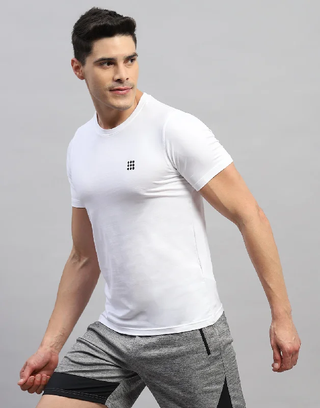 Men White Solid Round Neck Half Sleeve T-Shirt