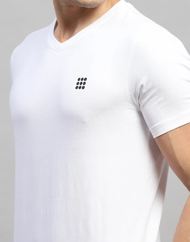 Men White Solid V Neck Half Sleeve T-Shirt