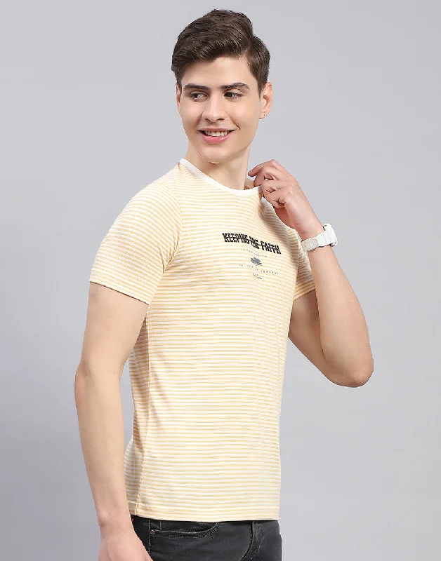 Men Yellow Printed Round Neck Half Sleeve T-Shirt