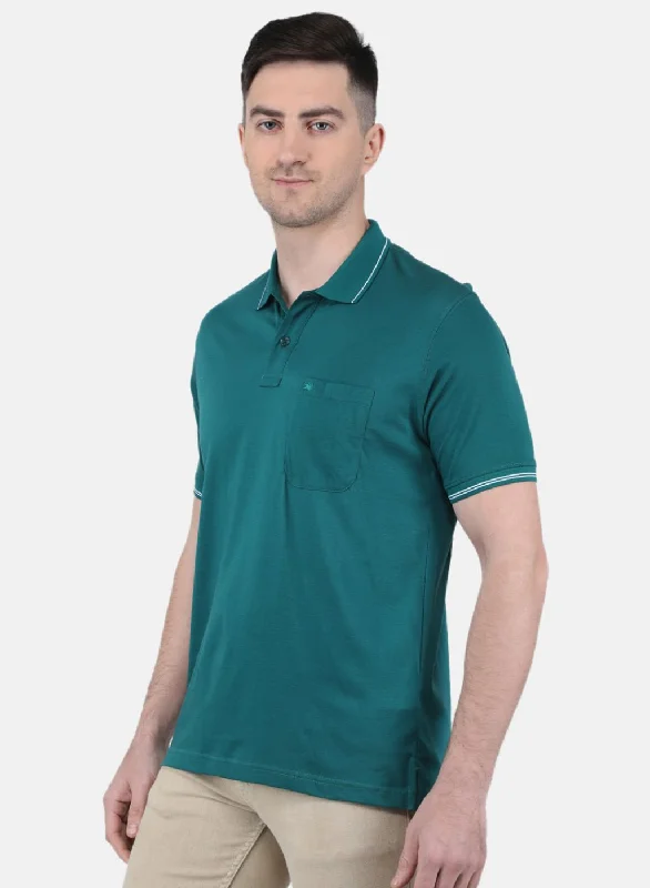 Men Green Solid T-Shirt