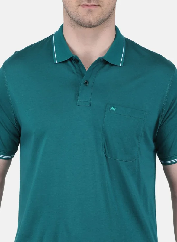 Men Green Solid T-Shirt