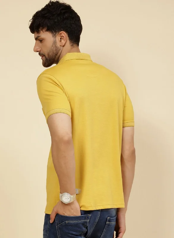 Men Yellow Solid T-Shirt