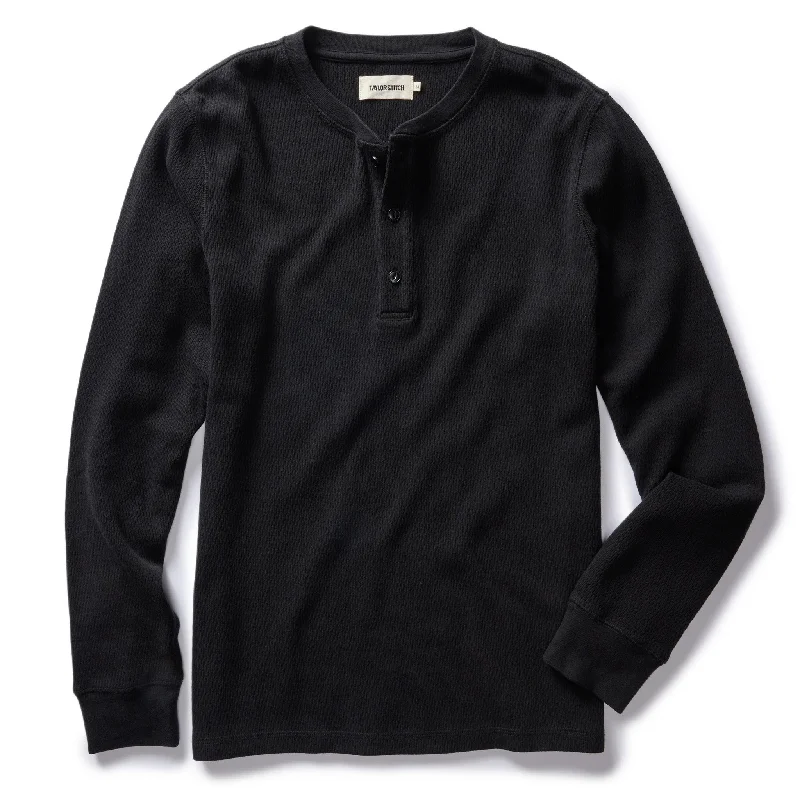 The Organic Cotton Waffle Henley in Faded Black