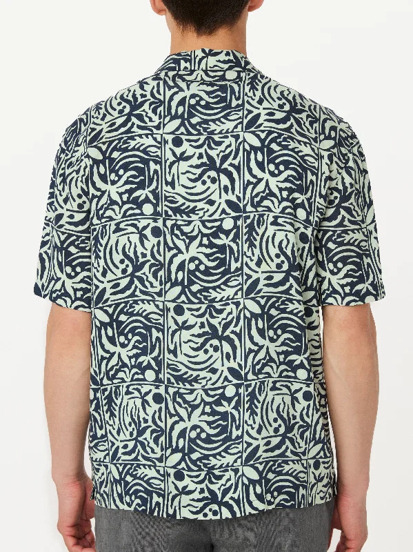 The Printed Camp Collar Shirt in Blueberry