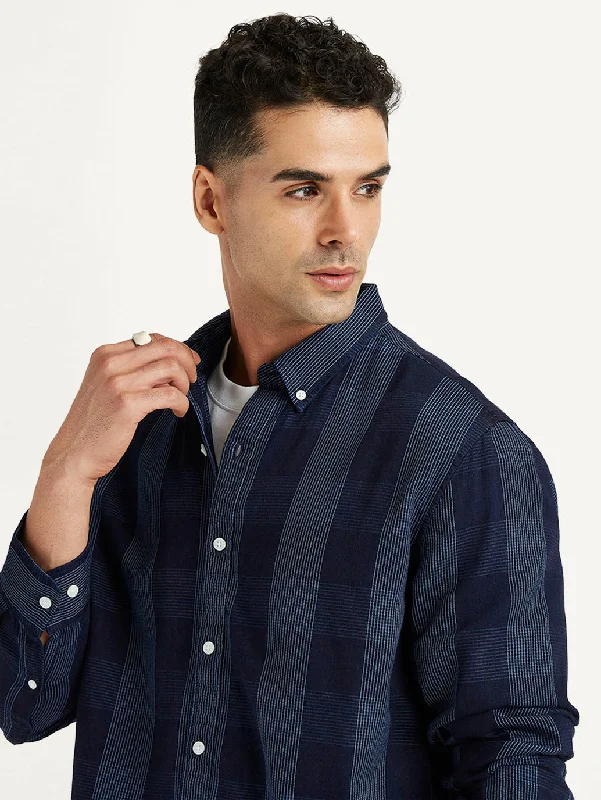 Men's Checkered Spread Collar Shirt