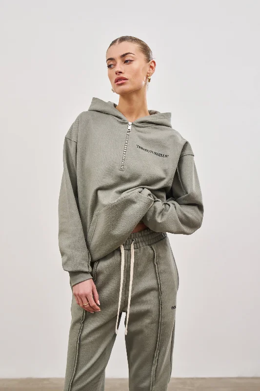 RAW SEAM QUARTER ZIP HOODIE - DARK SAGE